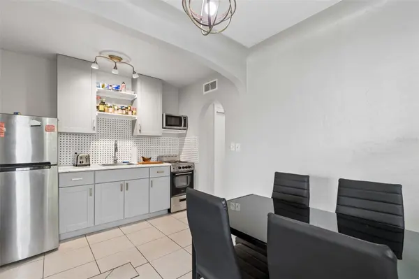 1500 30TH AVE N, St Petersburg, FL 33704