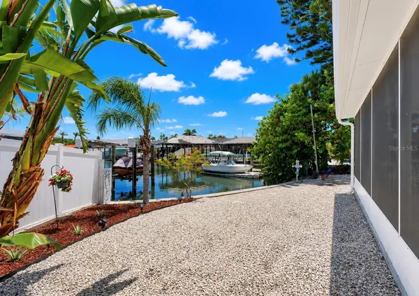 6513 ABACO DR, Apollo Beach, FL 33572