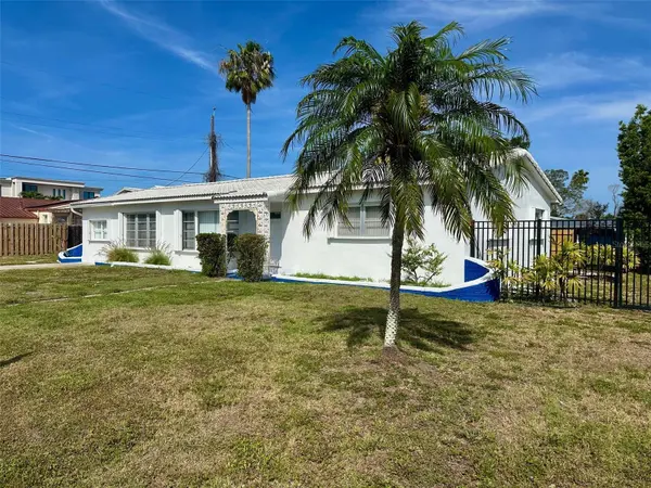 10 158TH AVE, Redington Beach, FL 33708