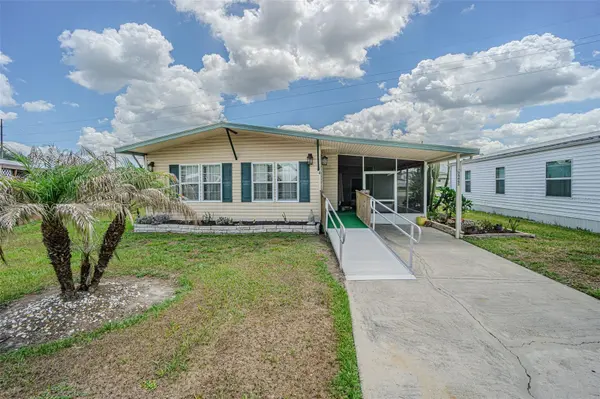 34445 COUNTRYSIDE DR, Wesley Chapel, FL 33543