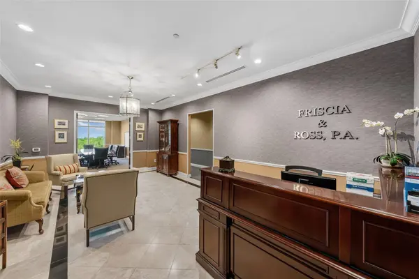 5550 W EXECUTIVE DR #250, Tampa, FL 33609