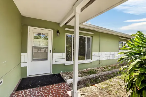 2115 EUCLID CIR E, Clearwater, FL 33764