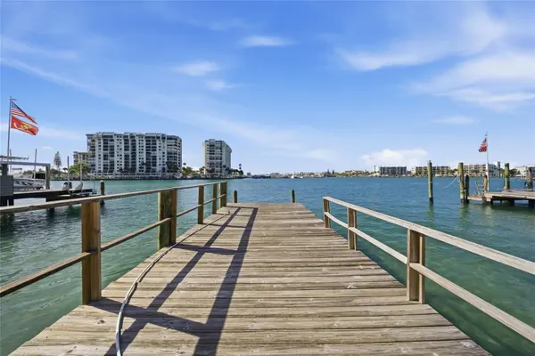4 BELLEVUE DR, Treasure Island, FL 33706