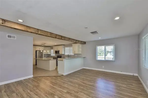 3219 W LEROY ST, Tampa, FL 33607