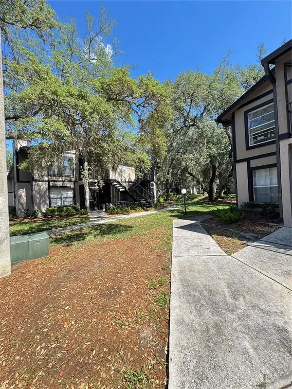 4033 DREAM OAK PL #101, Tampa, FL 33613