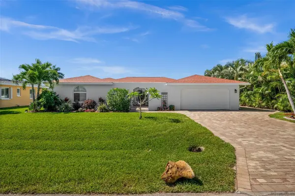 1432 VENETIAN CT, Cape Coral, FL 33904