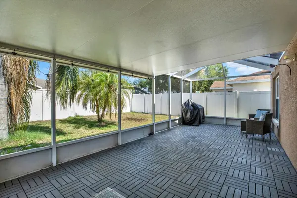 11434 CRESTLAKE VILLAGE DR, Riverview, FL 33569