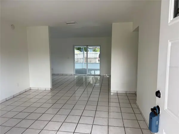 10611 N ALTMAN ST, Tampa, FL 33612