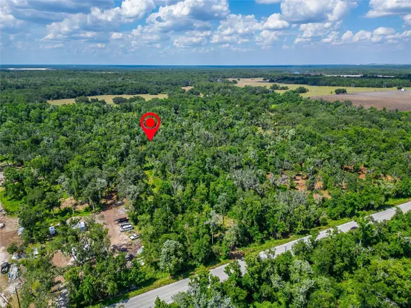 672 HWY, Lithia, FL 33547