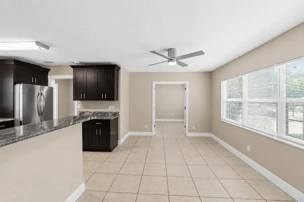 4612 SNOOK DR, Tampa, FL 33617