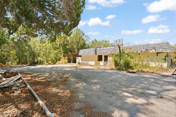 6018 & 6024 CORTEZ BLVD, Weeki Wachee, FL 34607