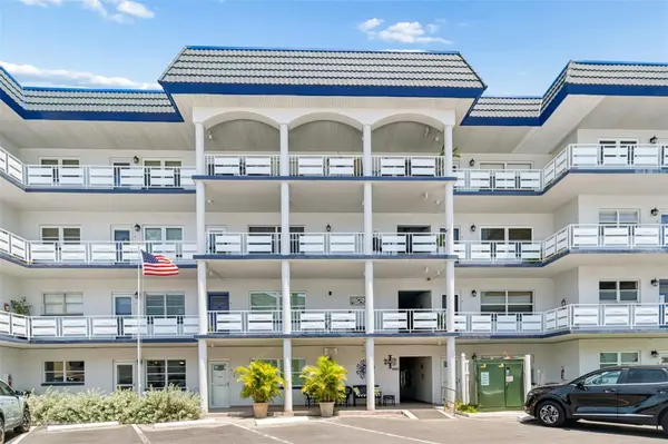 5955 30TH AVE S #105, Gulfport, FL 33707