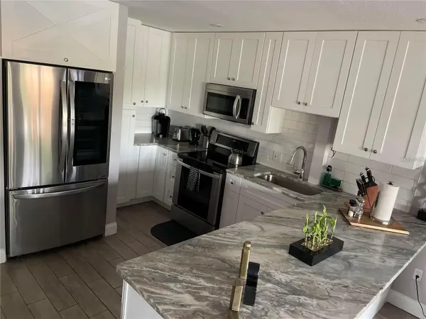 2595 CYPRUS DR #4-217, Palm Harbor, FL 34684