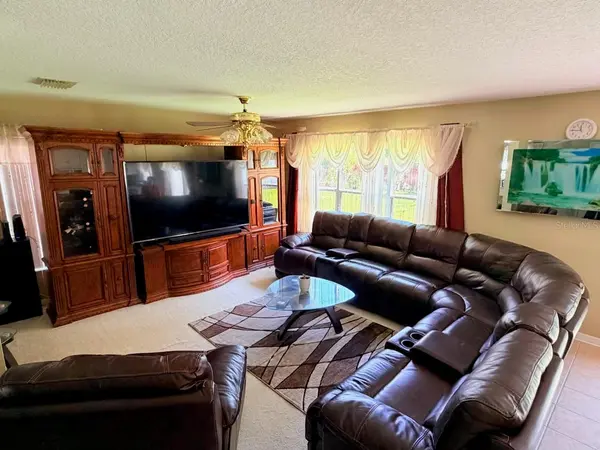 32111 BROOKSTONE DR, Wesley Chapel, FL 33545