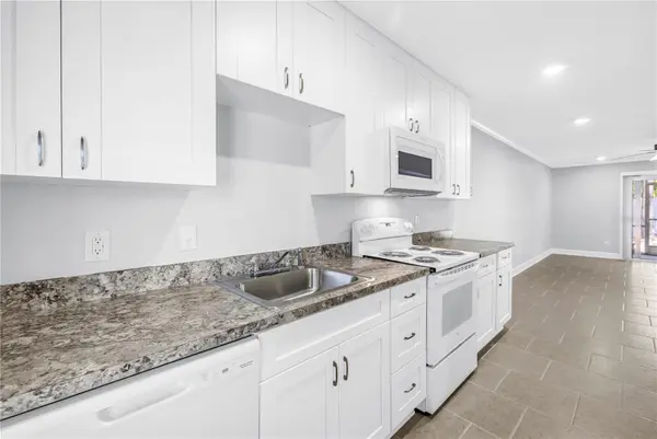 4435 1ST ST NE #104, St Petersburg, FL 33703