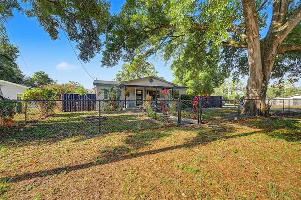 1318 W RAMBLA ST, Tampa, FL 33612
