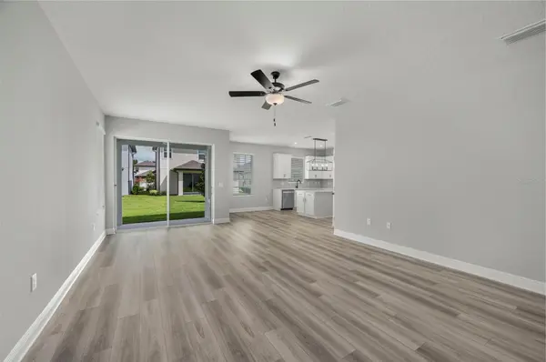 7891 SOMERSWORTH DR, Kissimmee, FL 34747
