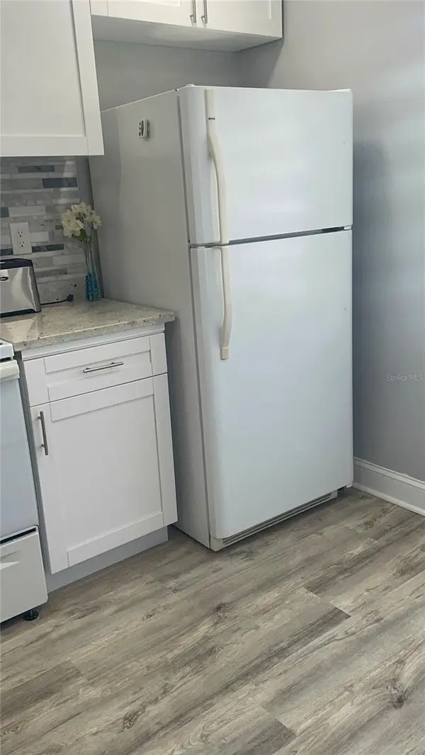 5724 LA PUERTA DEL SOL BLVD #248, St Petersburg, FL 33715