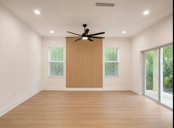 1064 MONROE AVE, Brooksville, FL 34604