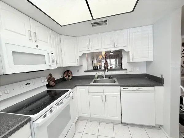 2465 NORTHSIDE DR #604, Clearwater, FL 33761