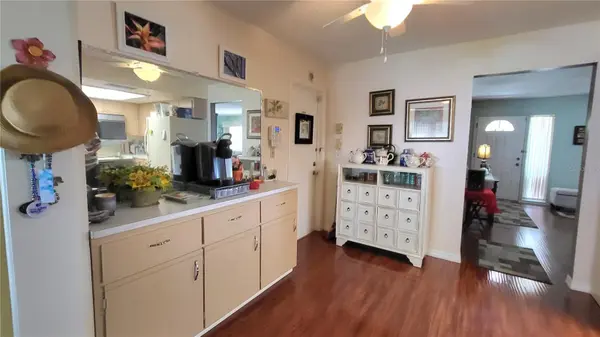 9660 44TH ST N, Pinellas Park, FL 33782