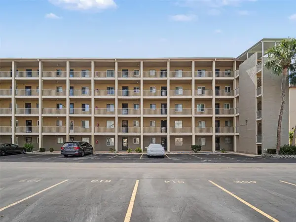 3801 LAKE BAYSHORE DR #H413, Bradenton, FL 34205