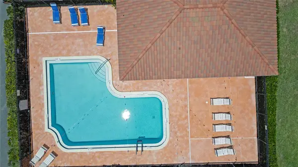 3455 COUNTRYSIDE BLVD #11, Clearwater, FL 33761