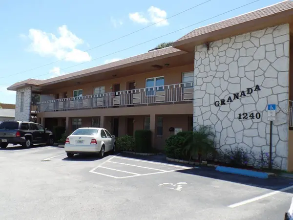 1240 70TH ST N #7, St Petersburg, FL 33710