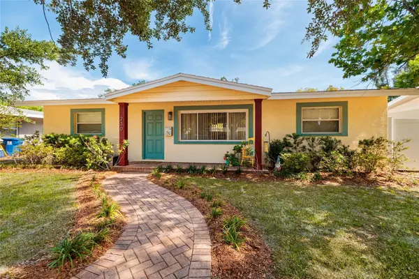 230 43RD AVE NE, St Petersburg, FL 33703