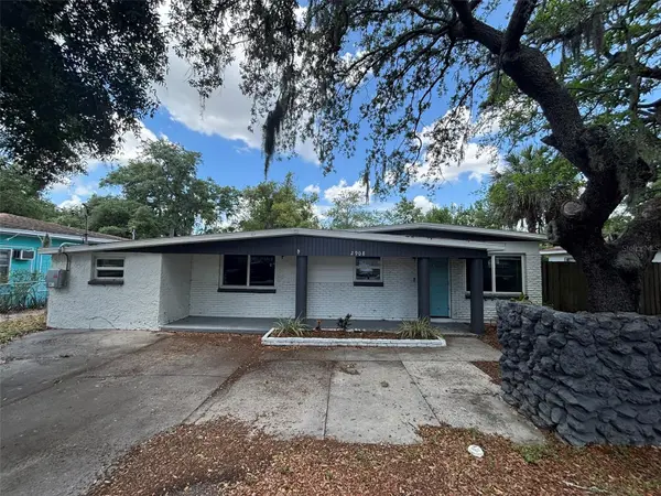 2908 E HOWELL ST, Tampa, FL 33610