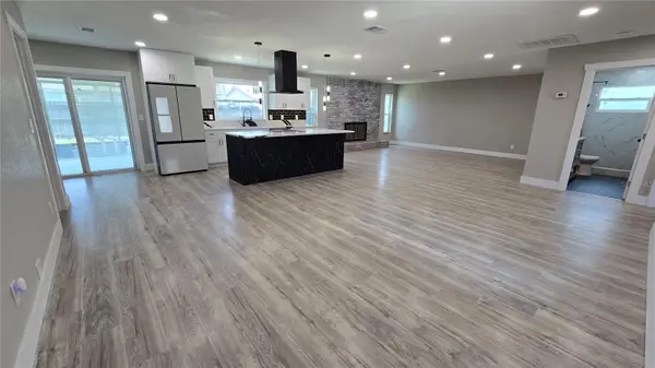 8607 LONGBOAT LN, Hudson, FL 34667