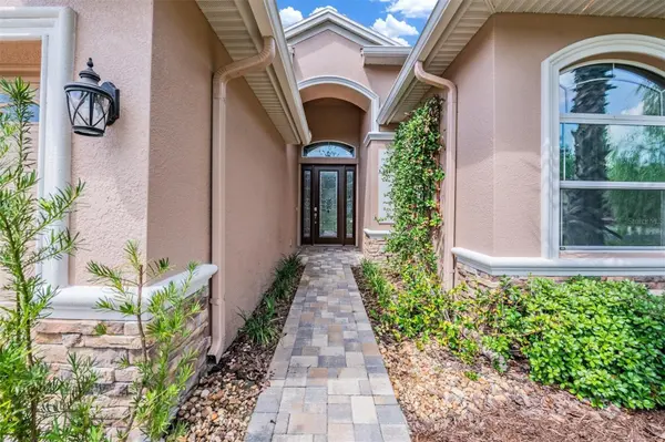 27205 HAWKS NEST CIR, Wesley Chapel, FL 33544