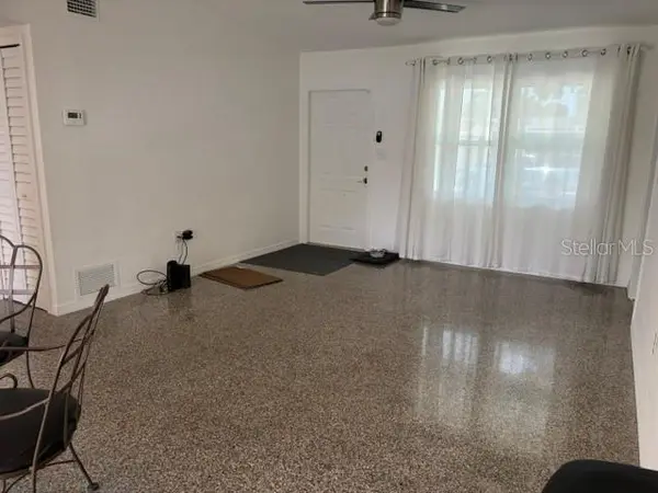 11601 109TH ST, Seminole, FL 33778