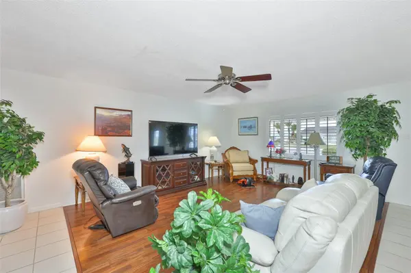 684 ALLEGHENY DR, Sun City Center, FL 33573