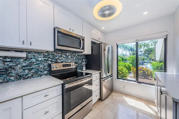 6273 BAHIA DEL MAR BLVD #116, St Petersburg, FL 33715