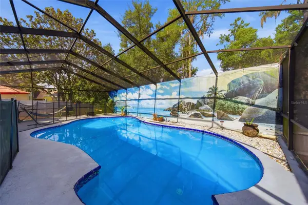 1621 SPINNING WHEEL DR, Lutz, FL 33559
