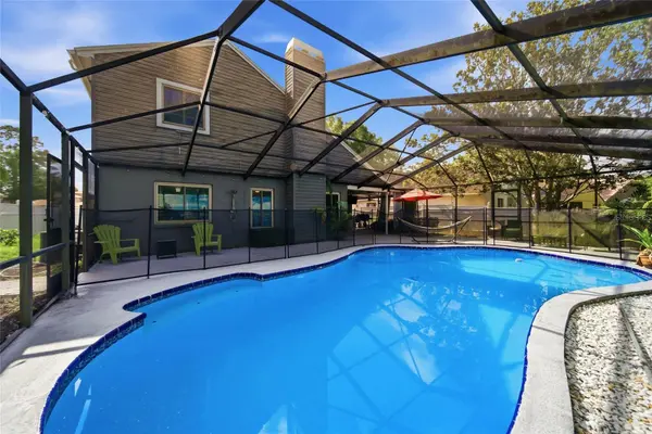 1621 SPINNING WHEEL DR, Lutz, FL 33559