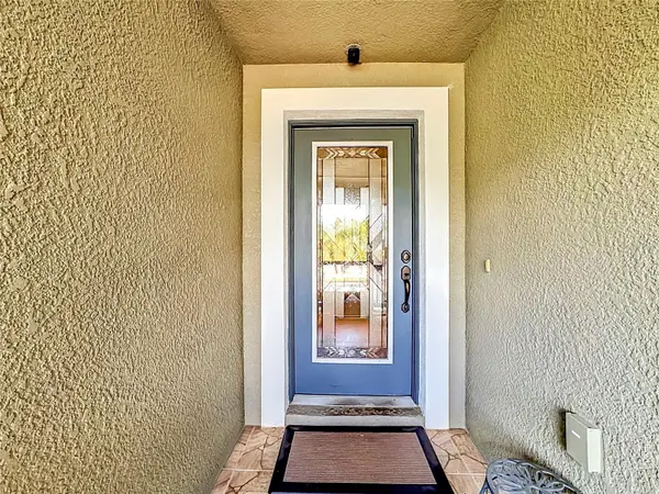 10821 STANDING STONE DR, Wimauma, FL 33598
