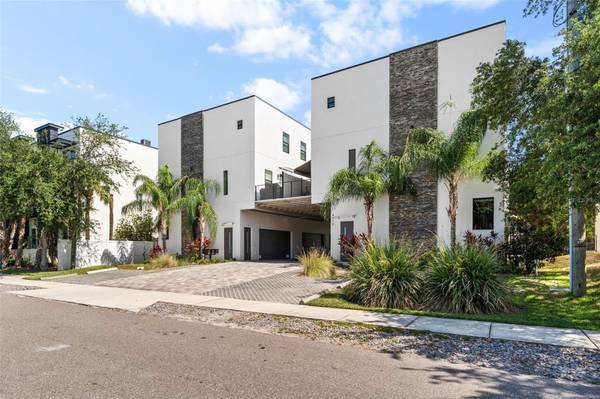 4910 W MCELROY AVE #6, Tampa, FL 33611