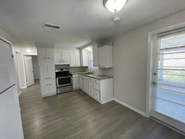 1130 POWERSONG ST, Holiday, FL 34690