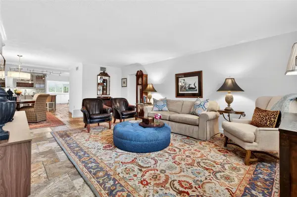1065 EDEN ISLE BLVD NE #2, St Petersburg, FL 33704