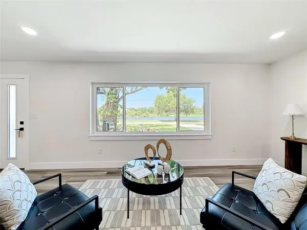2335 MURILLA WAY S, St Petersburg, FL 33712