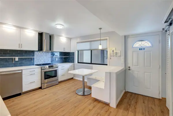 1581 GULF BLVD #302N, Clearwater Beach, FL 33767
