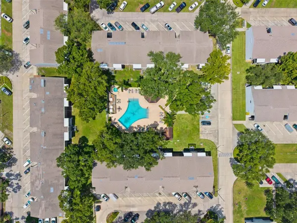 3808 N OAK DR #U31, Tampa, FL 33611