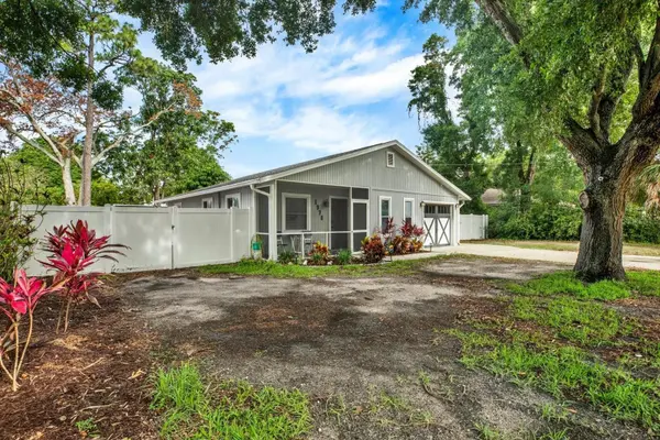 1978 DIX ST, Largo, FL 33774