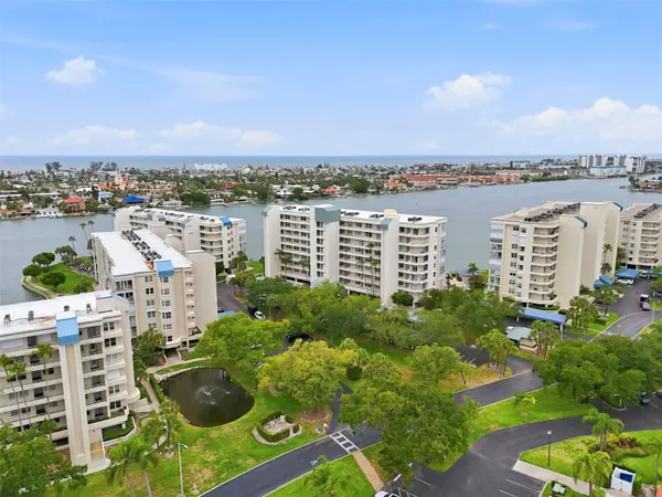 7932 SAILBOAT KEY BLVD S #701, South Pasadena, FL 33707