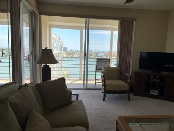 7974 SAILBOAT KEY BLVD S #701, South Pasadena, FL 33707