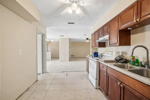 1090 EDGEHILL AVE, Spring Hill, FL 34606