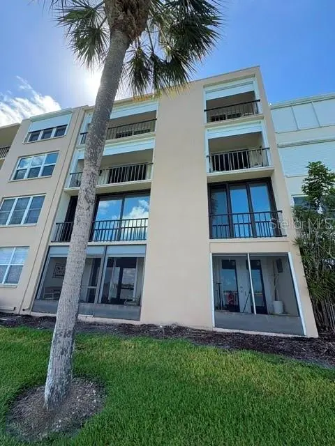 7920 SUN ISLAND DR S #205, South Pasadena, FL 33707