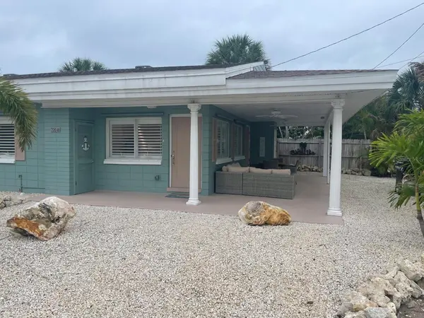 720 E GULF BLVD #B, Indian Rocks Beach, FL 33785